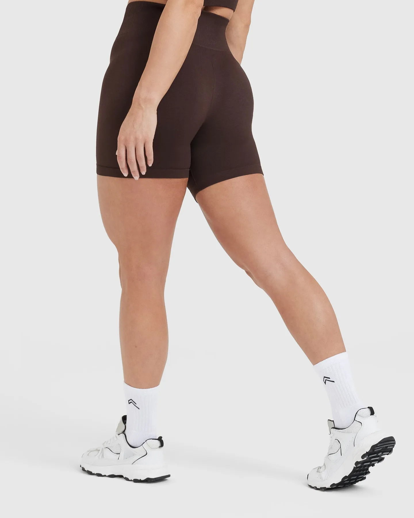 Classic Seamless Mid Shorts 2.0 | 70% Cocoa Marl