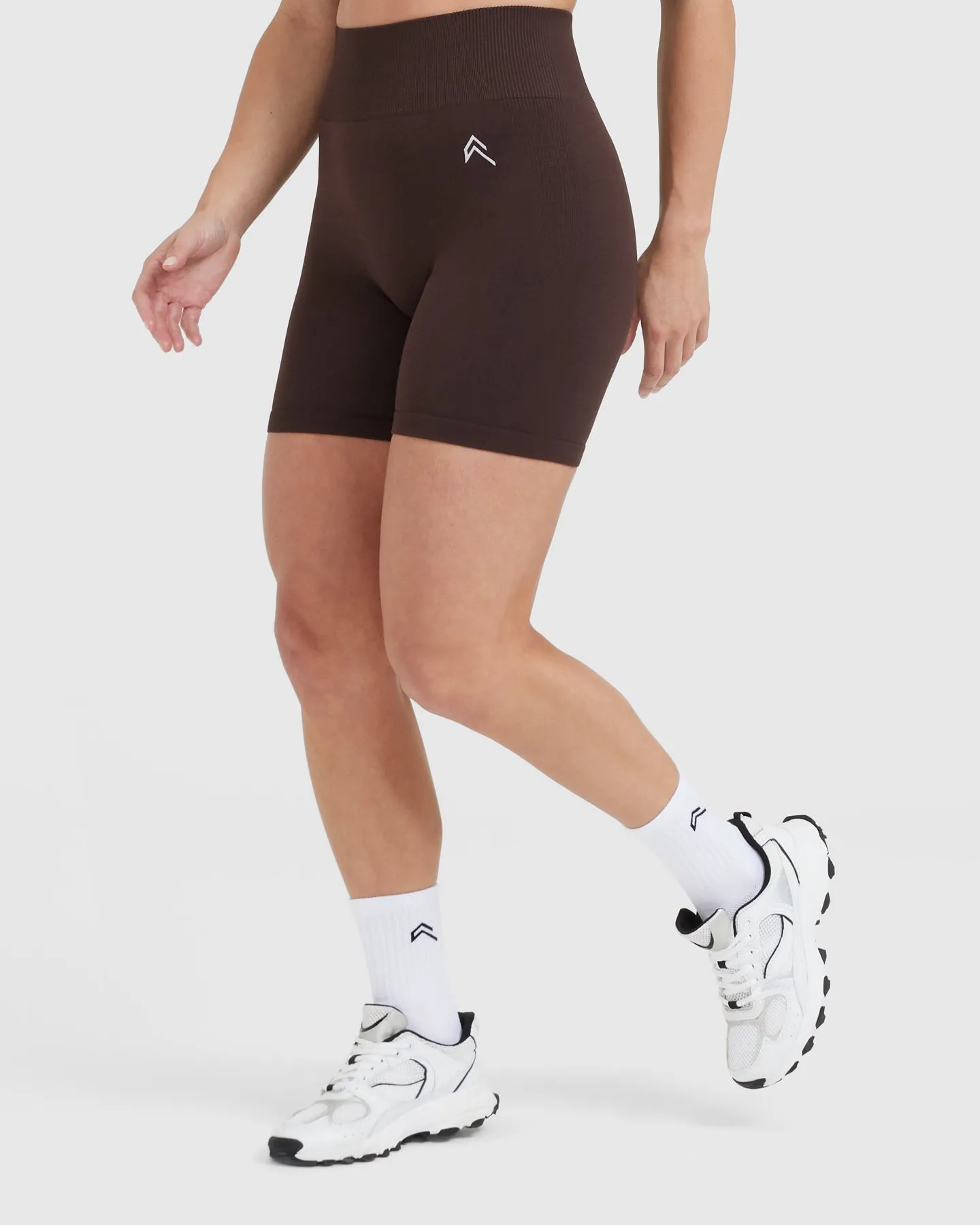 Classic Seamless Mid Shorts 2.0 | 70% Cocoa Marl