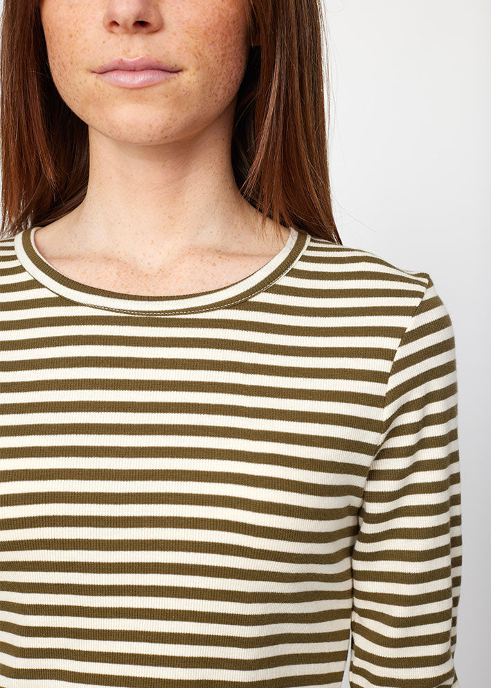 Esmé Studios Dark Olive T-shirt - Blossom Stripe - LS