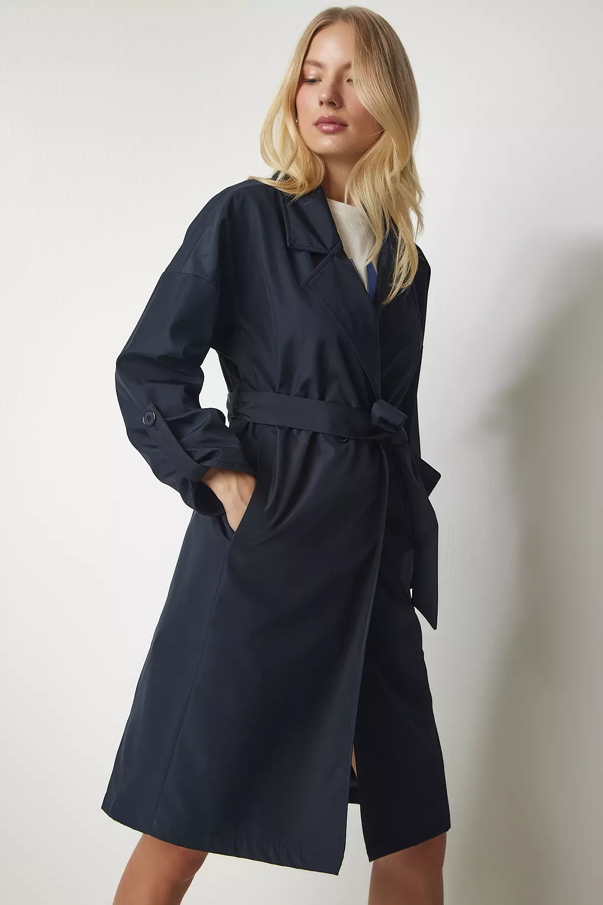 Ladies' Istanbul Trench Coat with Waist Tie for Seasonal Happiness