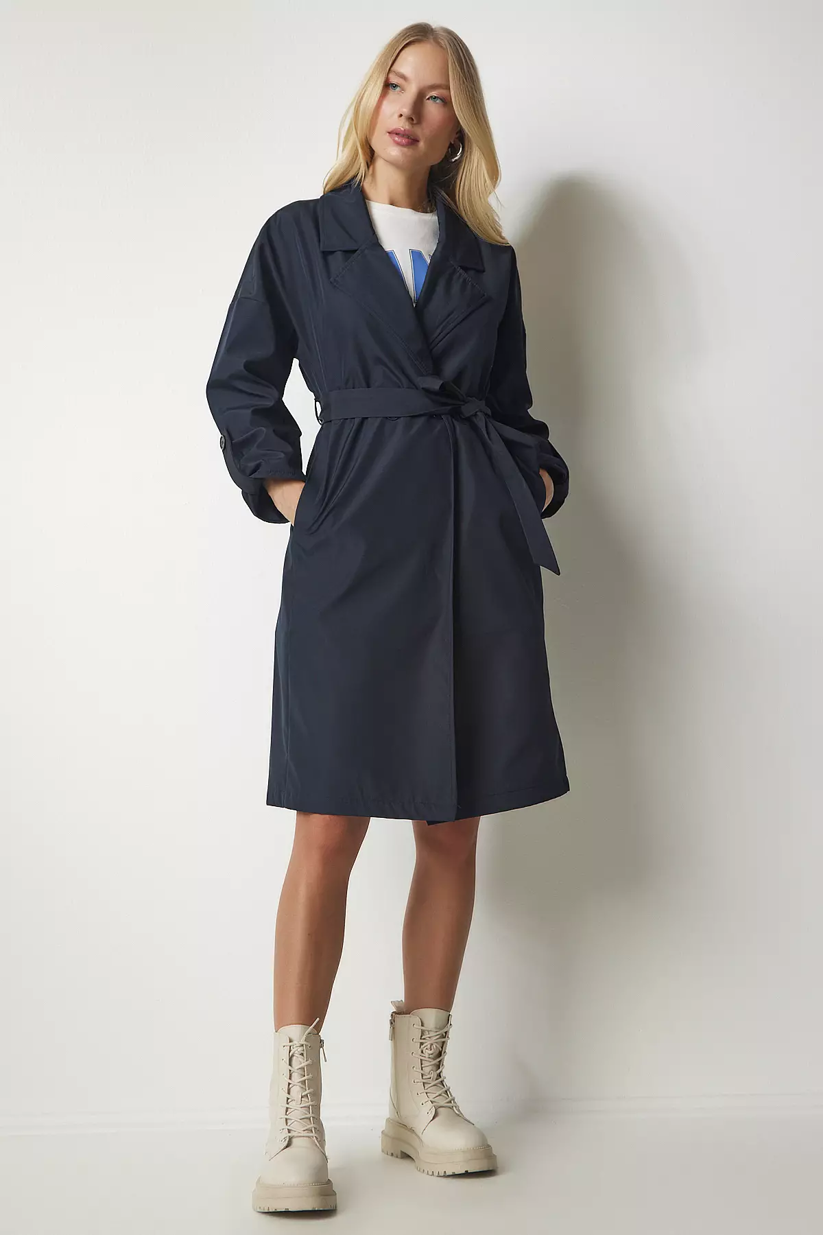 Ladies' Istanbul Trench Coat with Waist Tie for Seasonal Happiness