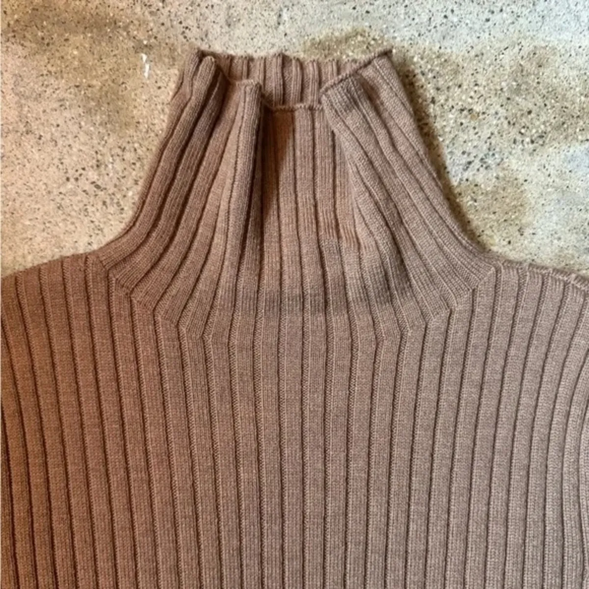 Ribbed Sweater by Lilou
