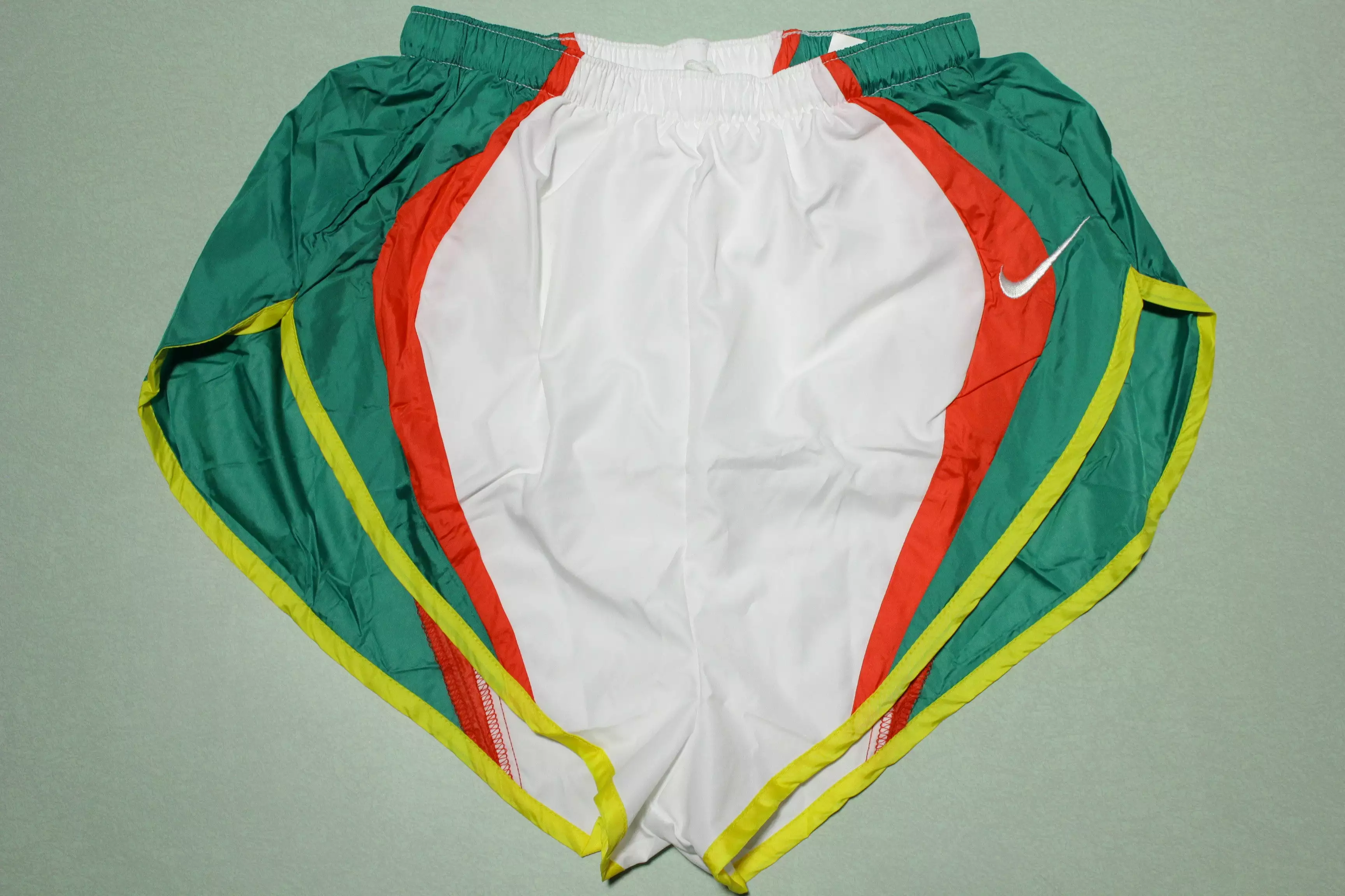 Nike Vintage Running Shorts Cascade High Cut Split 90s USA Track Pro Marathon