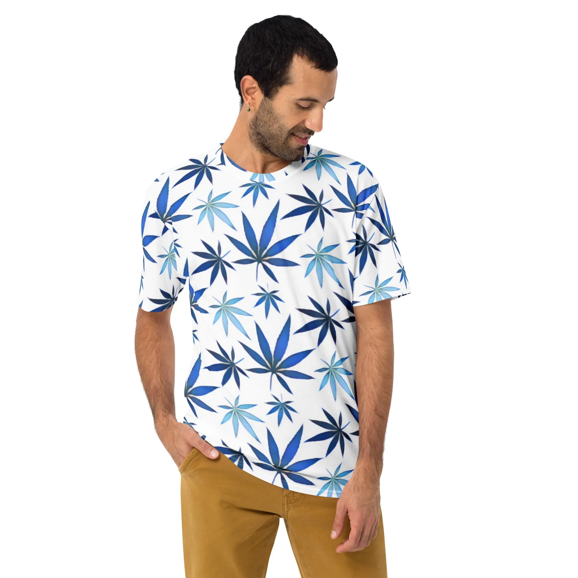 T-shirt with Marijuana Leaf Pattern