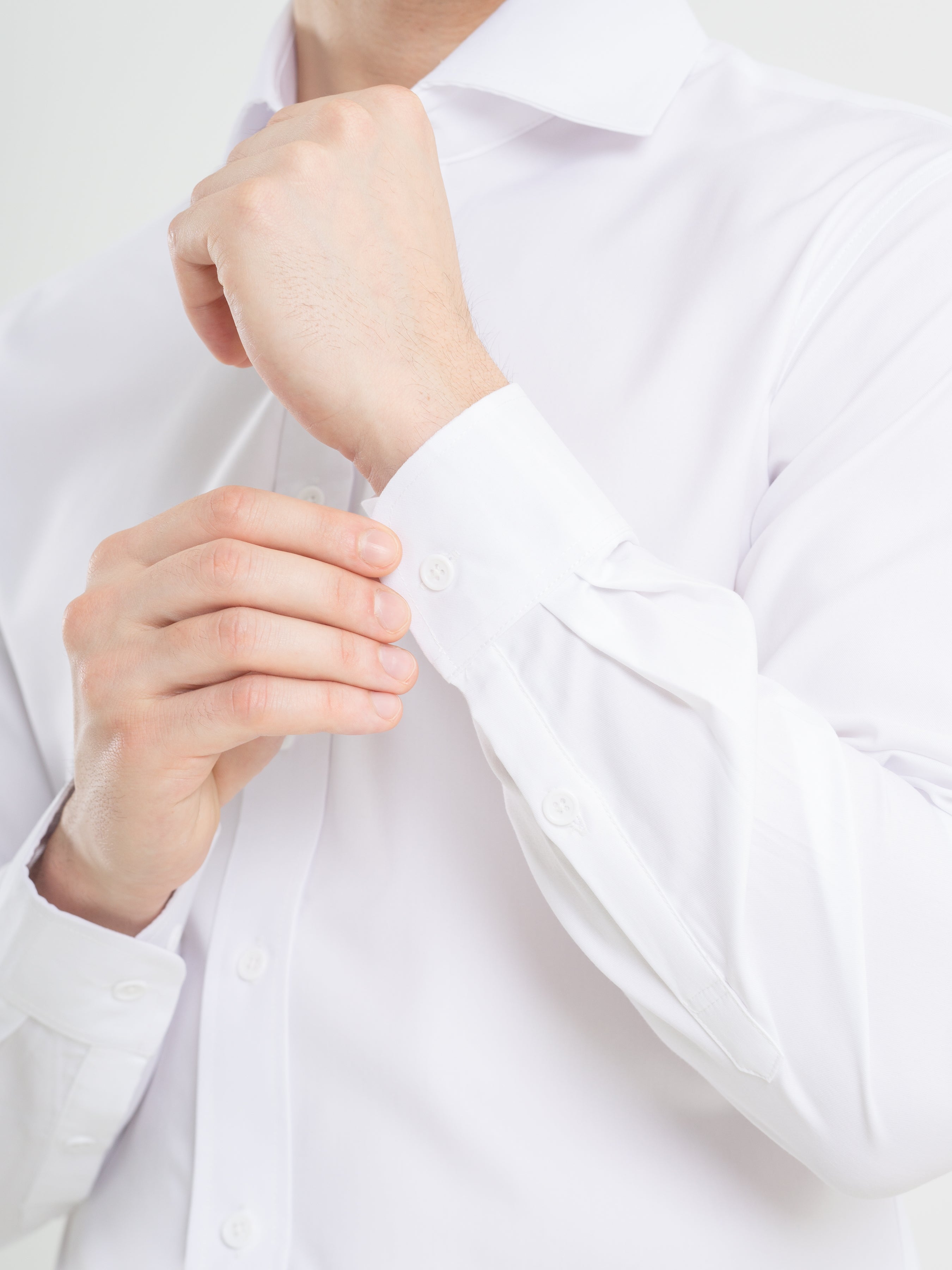 White formal shirt with aqua-free Windsor collar